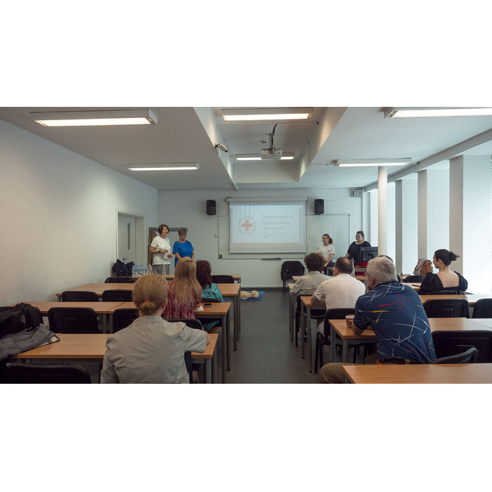 p3200498_700x700_pad_478b24840a