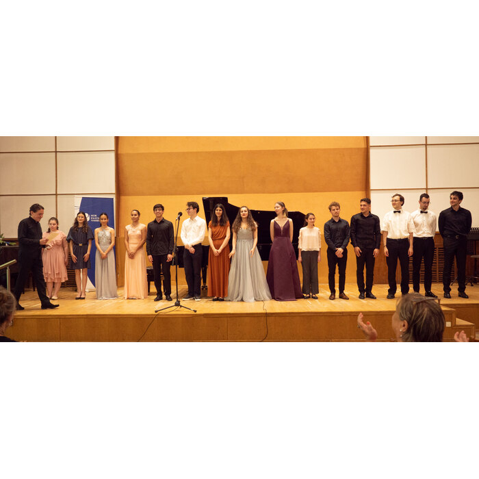 p3344661_700x700_pad_478b24840a