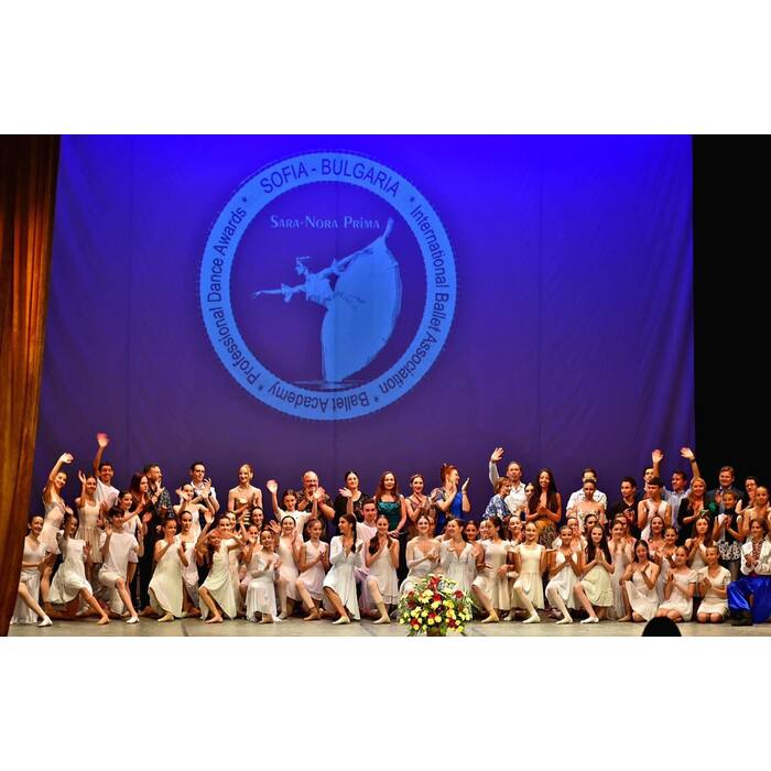 photo-vikto-viktorov_700x700_pad_478b24840a