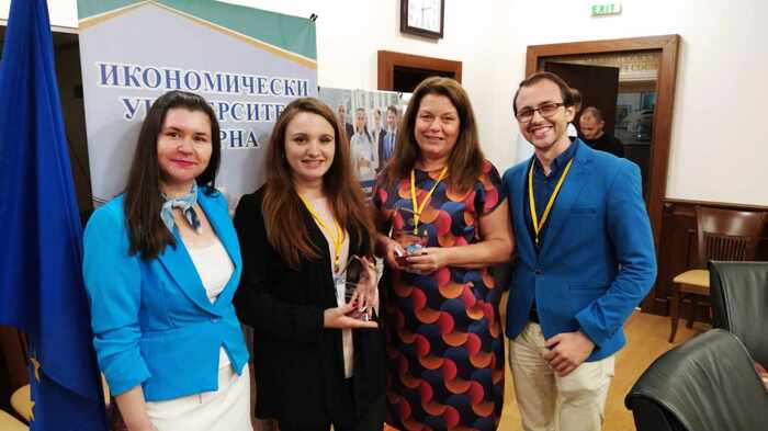 1_700x700_fit_478b24840a