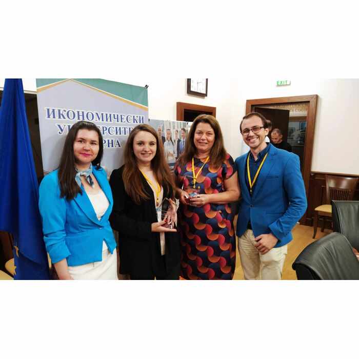 1_700x700_pad_478b24840a