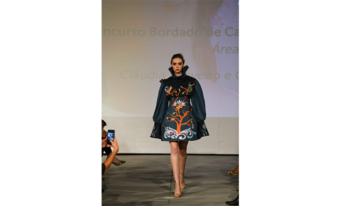 portugalska-broderia_700x700_fit_478b24840a