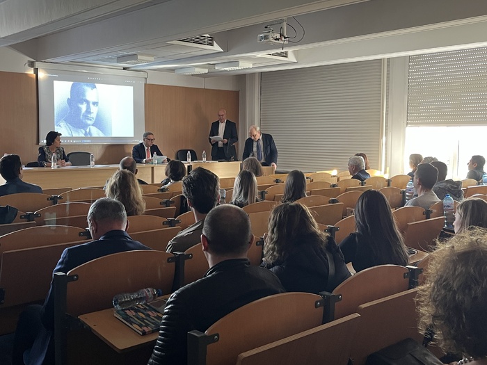 img-6638_700x700_fit_478b24840a