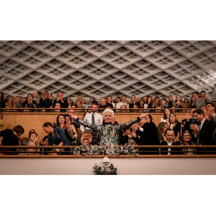 034-a8600_700x700_pad_478b24840a