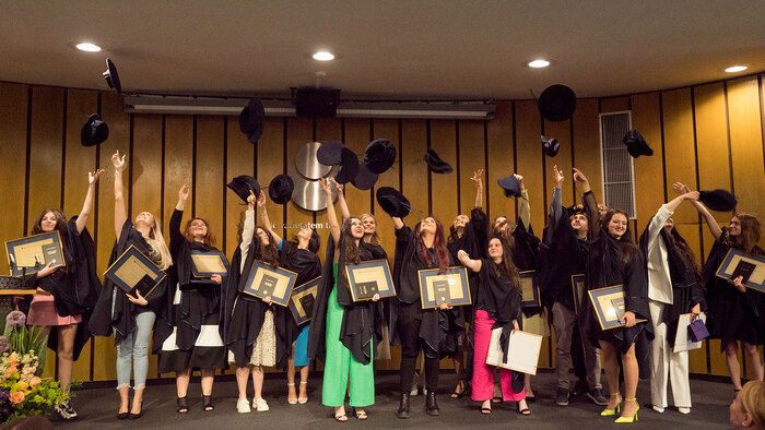 19-01_700x700_fit_478b24840a