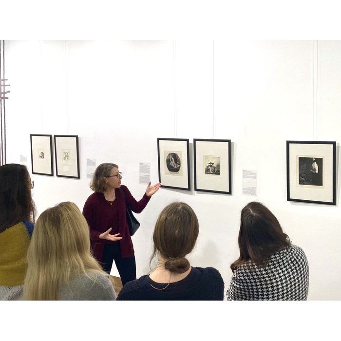 petev1_700x700_pad_478b24840a