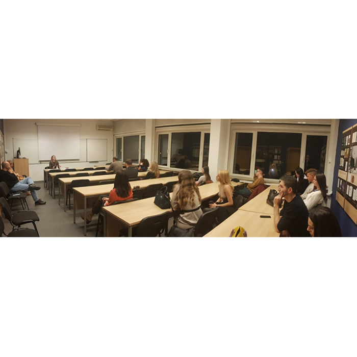 1-rosi-nakova_700x700_pad_478b24840a