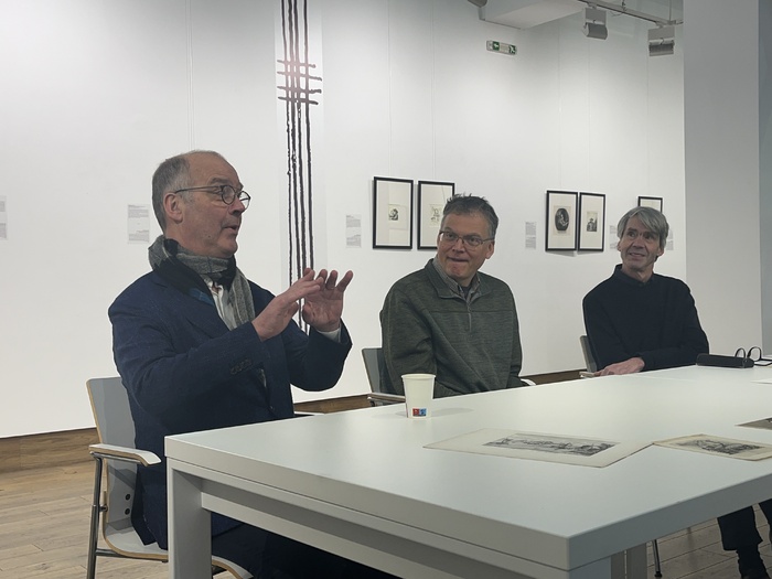 kurator-1_700x700_fit_478b24840a