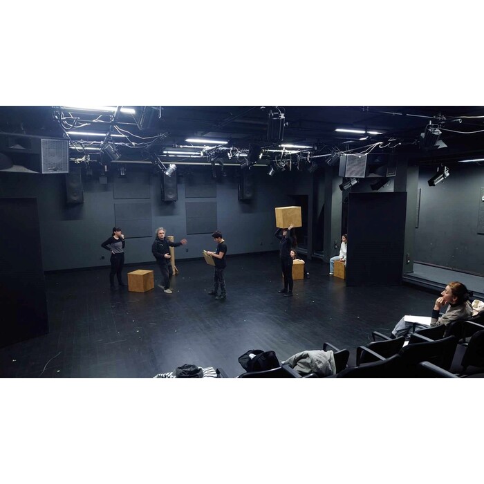 1-ut_700x700_pad_478b24840a