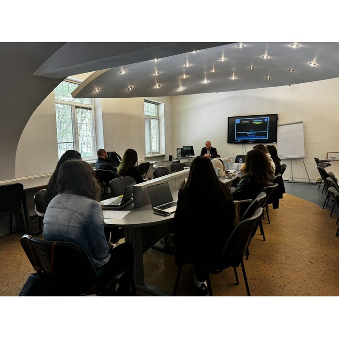 1712594375535_700x700_pad_478b24840a