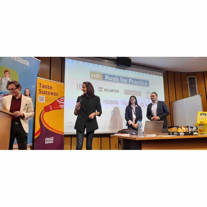 hr1-3_700x700_pad_478b24840a