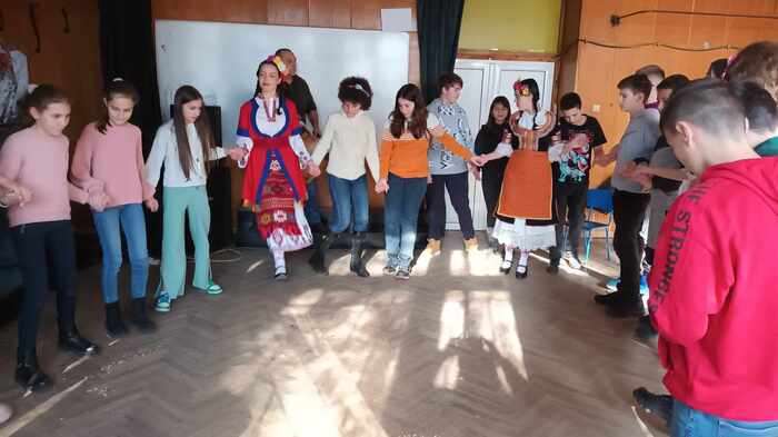 409560661-1435797310347629-6021415332601308294-n_700x700_fit_478b24840a