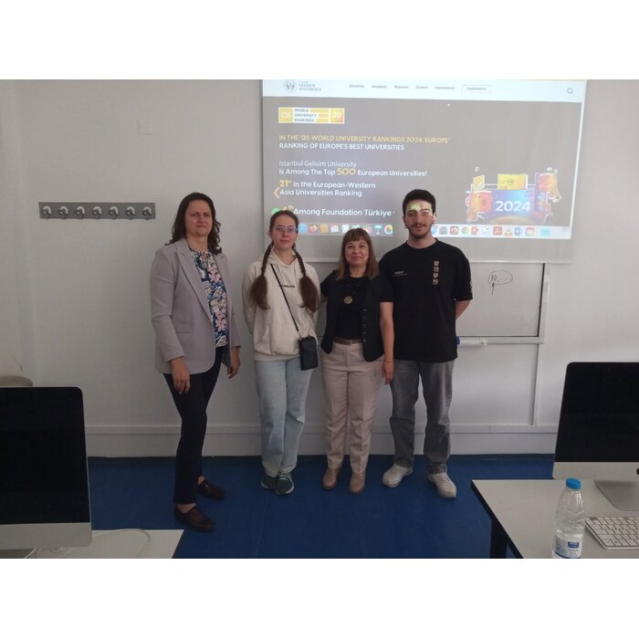 zaglavna-gelimish_700x700_pad_478b24840a