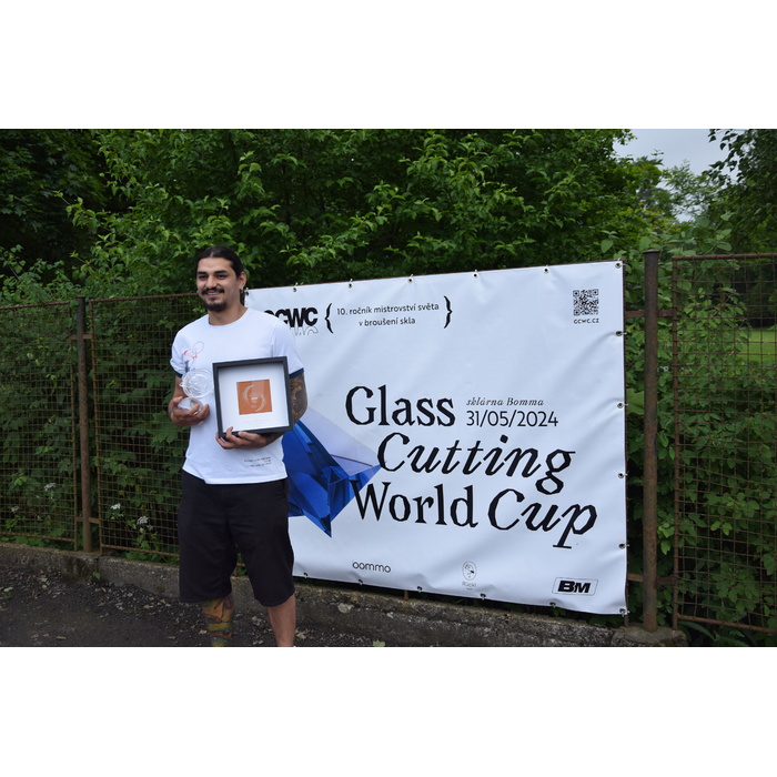 zaglavna_700x700_pad_478b24840a