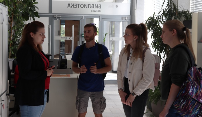 erasmus-2-10_700x700_fit_478b24840a