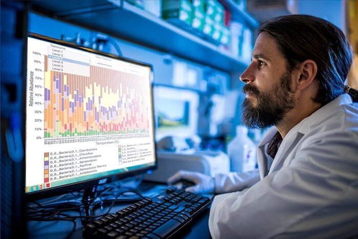 scale-1200_700x700_fit_478b24840a