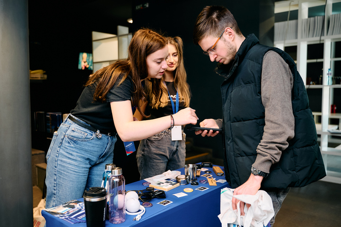 karieren-forum-nbu-17-04-11_700x700_fit_478b24840a