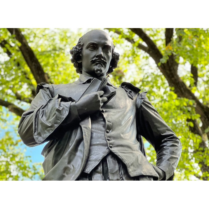 izlojba-may_700x700_pad_478b24840a