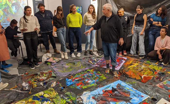 albino-14_700x700_fit_478b24840a