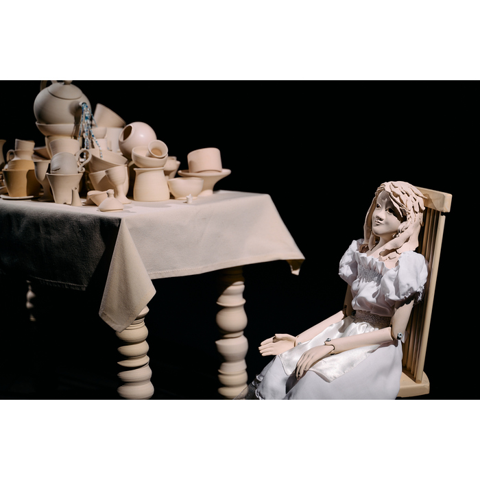 vero-horak-at-nbu-10_700x700_pad_478b24840a