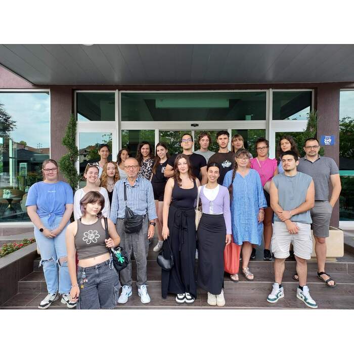 zaglavna_700x700_pad_478b24840a