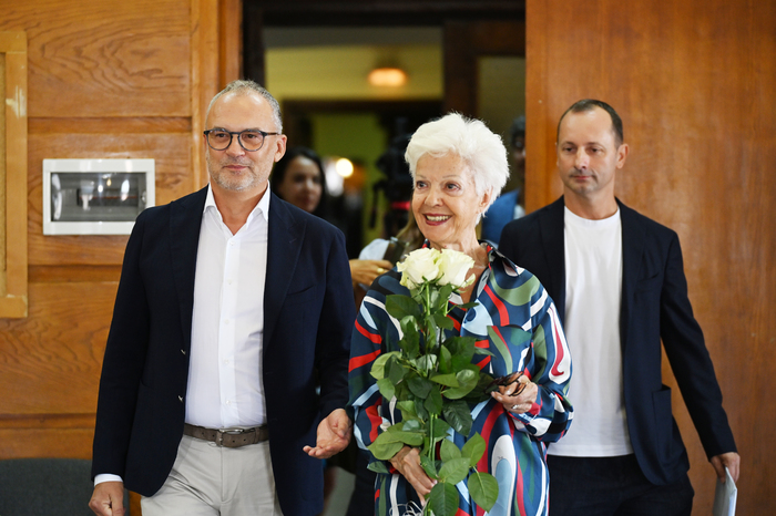 1_700x700_fit_478b24840a