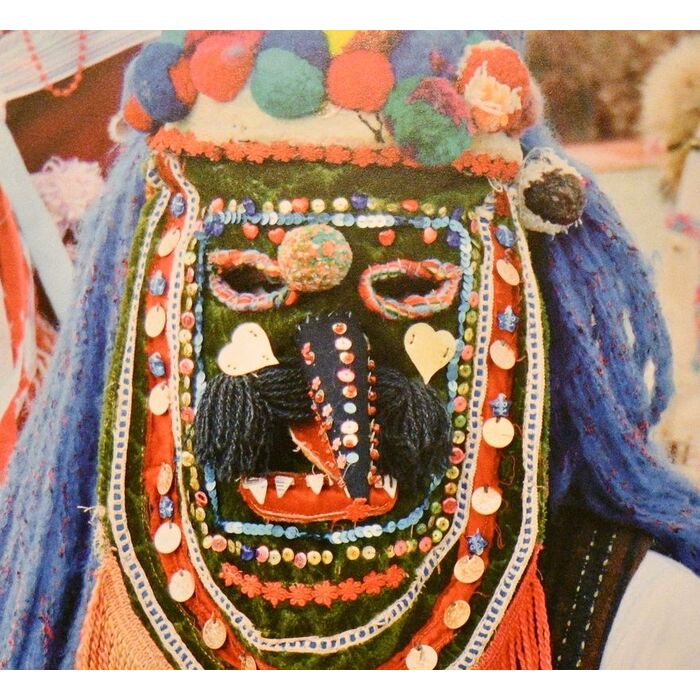 1-dsc-7603_700x700_pad_478b24840a