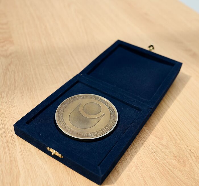 pochiten-prof-ignatov-2025-0013_700x700_fit_478b24840a