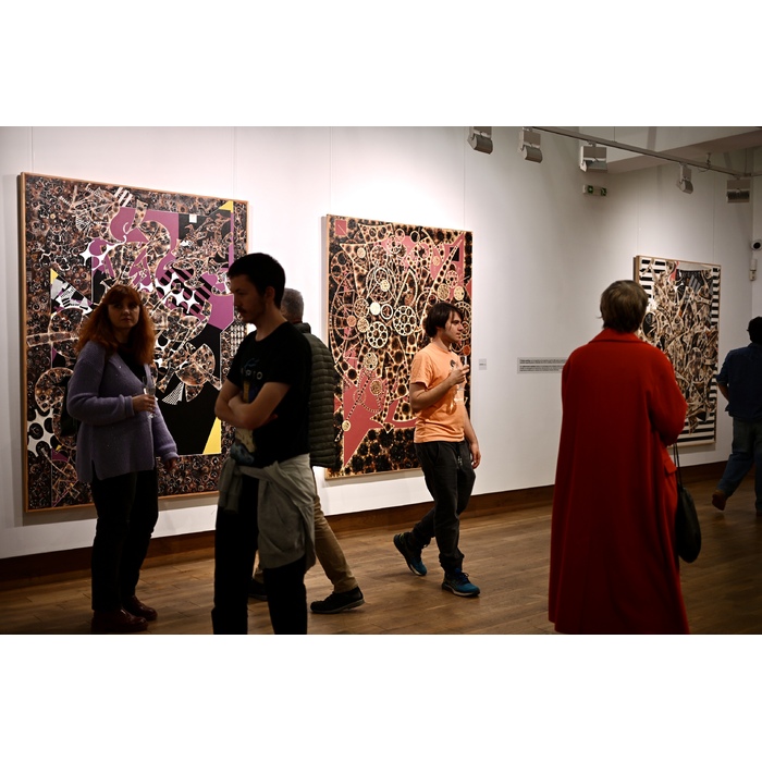 zaglavna-galeria_700x700_pad_478b24840a