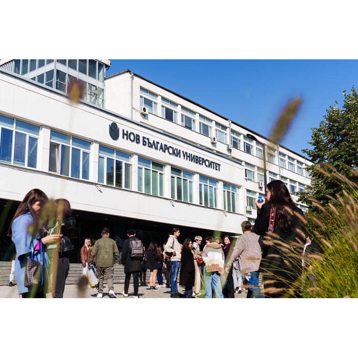 otkrivane-na-akademichna-godina-2025-22_700x700_pad_478b24840a