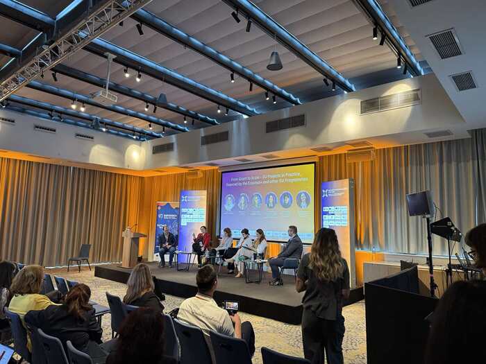 erasmus1_700x700_fit_478b24840a