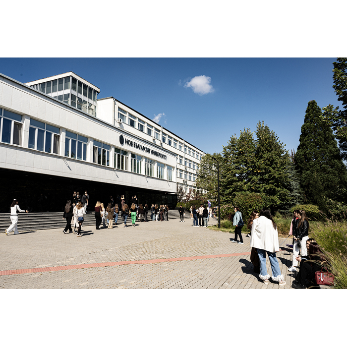 nbu_700x700_pad_478b24840a