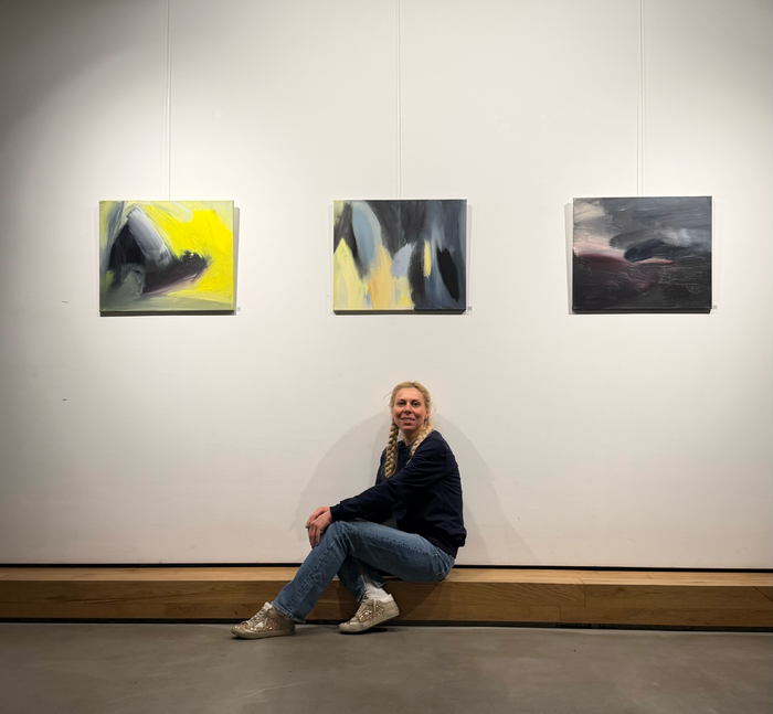 angelika-radeva-nbu-01_700x700_fit_478b24840a