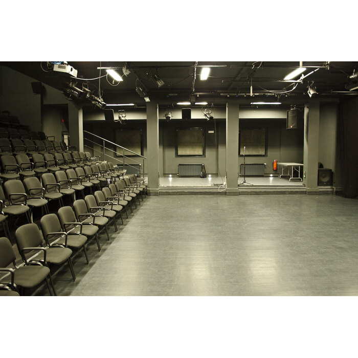 dsc-0018-copy-01_700x700_pad_478b24840a