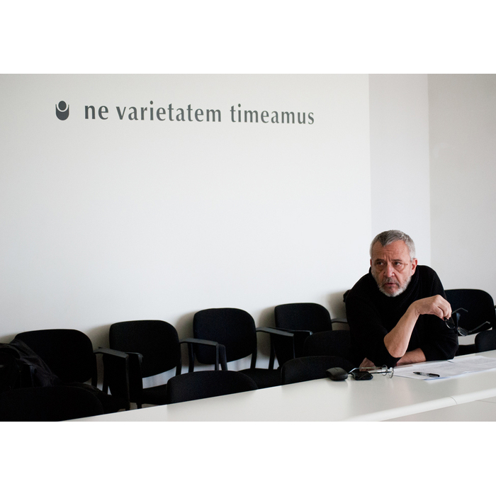 anri-kulev1-copy-01_700x700_pad_478b24840a