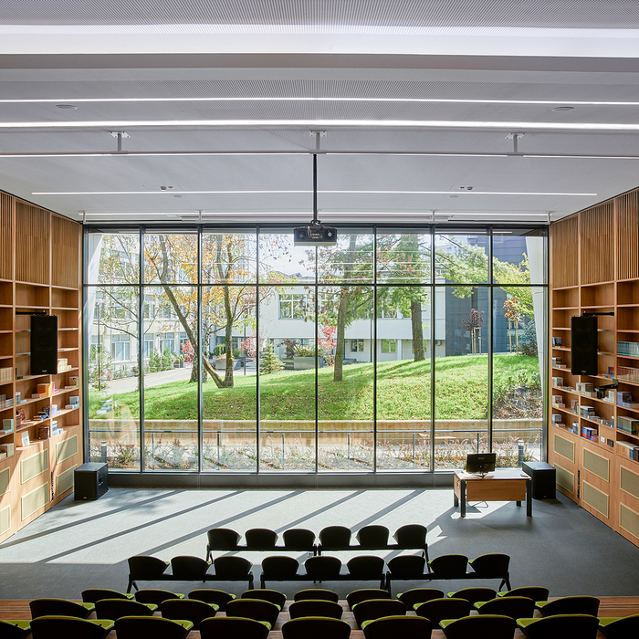 auditoria-1-1_700x700_pad_478b24840a