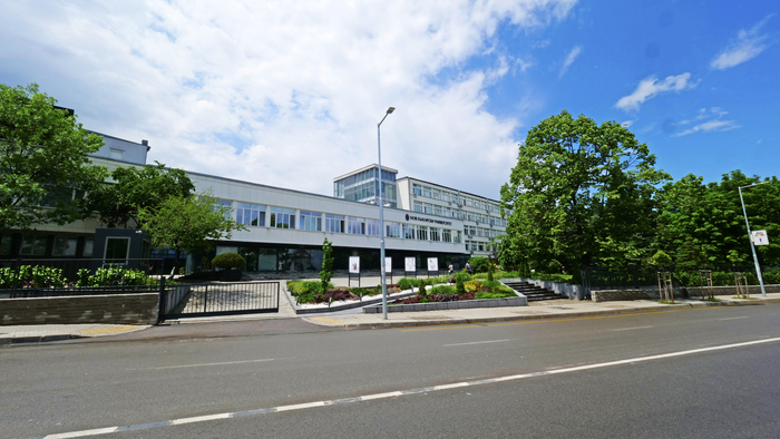 1333590-copy_700x700_fit_478b24840a