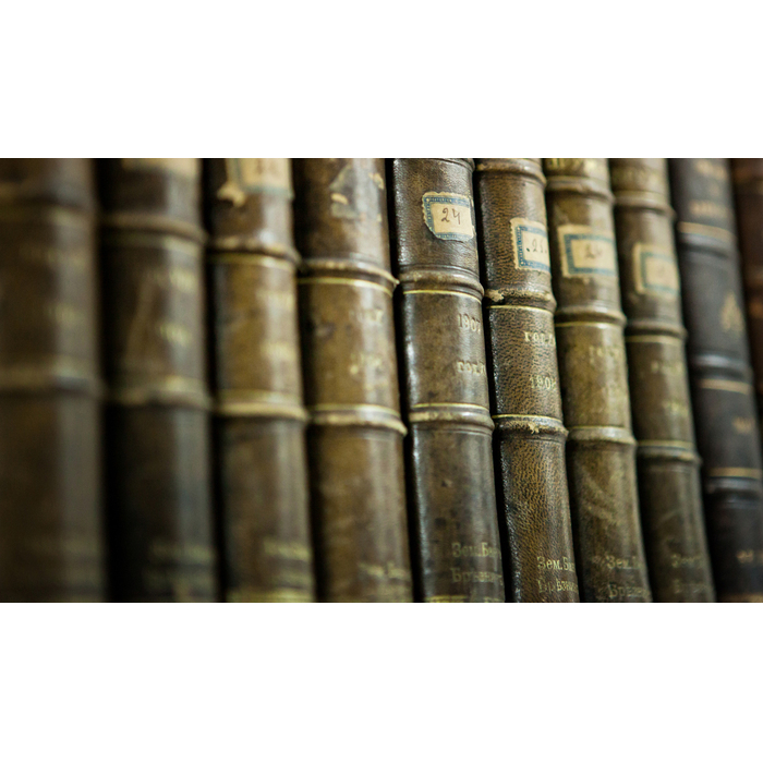 books3_700x700_pad_478b24840a