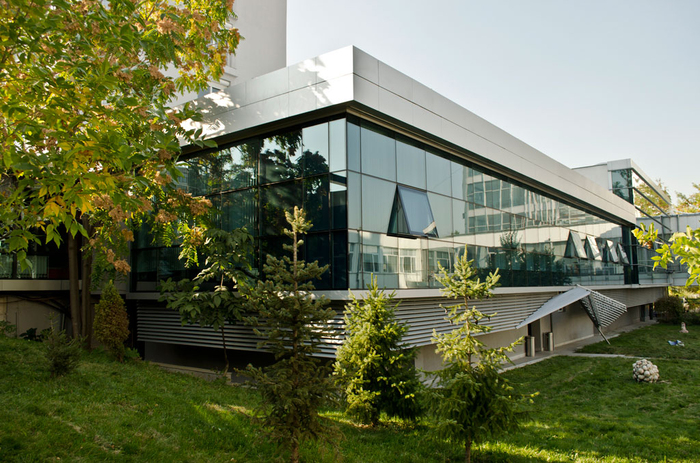 dsc-0005-copy_700x700_fit_478b24840a