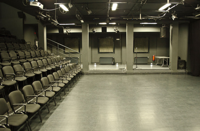 dsc-0018-copy_700x700_fit_478b24840a