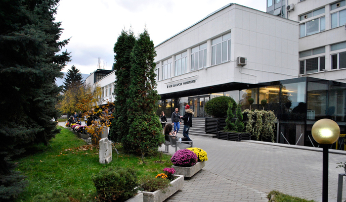 dsc0004_700x700_fit_478b24840a