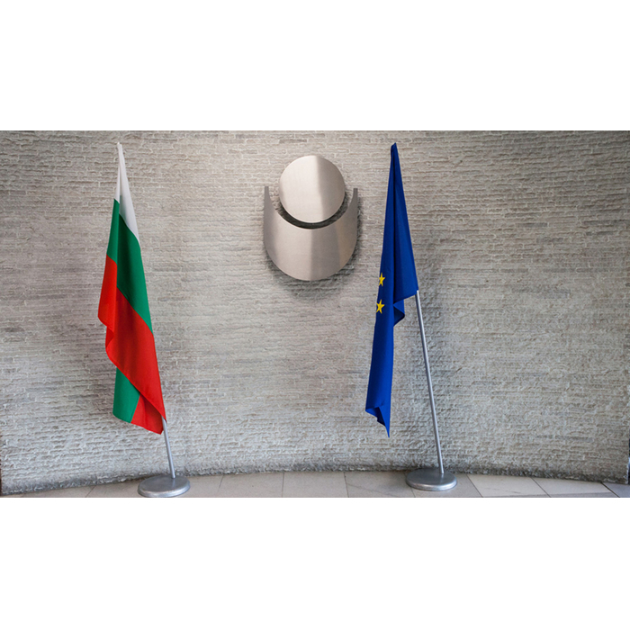 flagove_700x700_pad_478b24840a