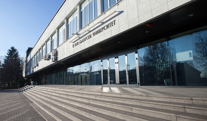 img-0004_700x700_fit_478b24840a