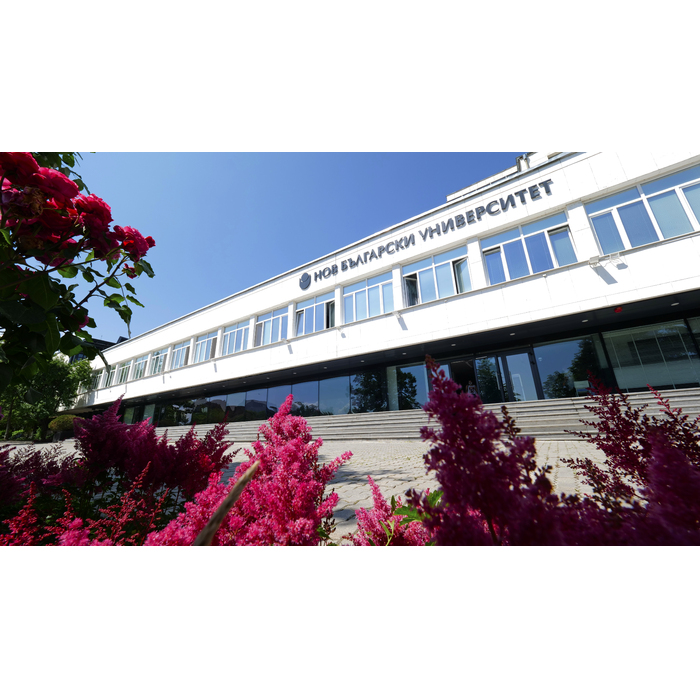 1844651-copy_700x700_pad_478b24840a