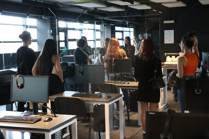 img-6868_700x700_fit_478b24840a