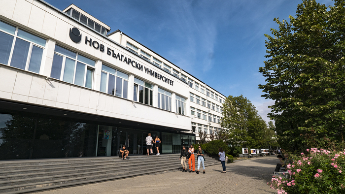 p3455359-copy_700x700_fit_478b24840a