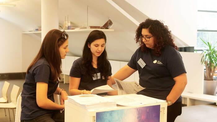 1366357_700x700_fit_478b24840a