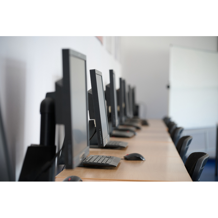 k1-room305-02_700x700_pad_478b24840a