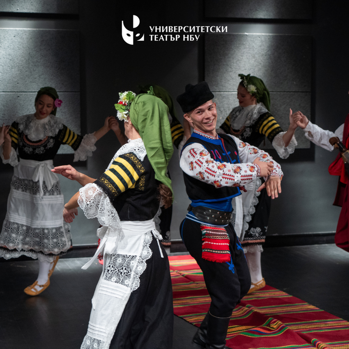 revu-muzika-1_700x700_fit_478b24840a