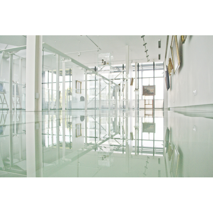 dsc-0042-1_700x700_pad_478b24840a